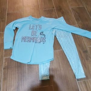 Girls PJs size 10
